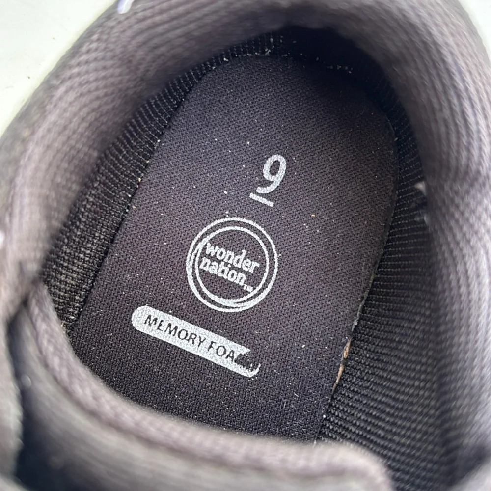 Little boys Wonder Nation memory foam black shoes